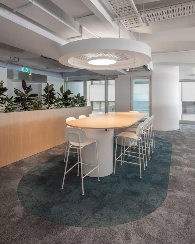Project Snapshot | N°99 Gawler Place Speculative Suite

Designed to inspire connection, this collaborative space is anchored by a custom-built feature light by @insightlightingsolutions 
It’s a casual meeting zone that forms part of our 99 Gawler Place Speculative Suite project, a fit-out thoughtfully designed to give future tenants a glimpse into the potential of their new workspace.

Thinking about your next project?
Get in touch at hello@elitebc.com.au or visit the link in our bio to learn more about working with Elite.

_
 
#BuiltOnUnderstanding #BuildingYourVision #BuiltTogether #BuildElite
